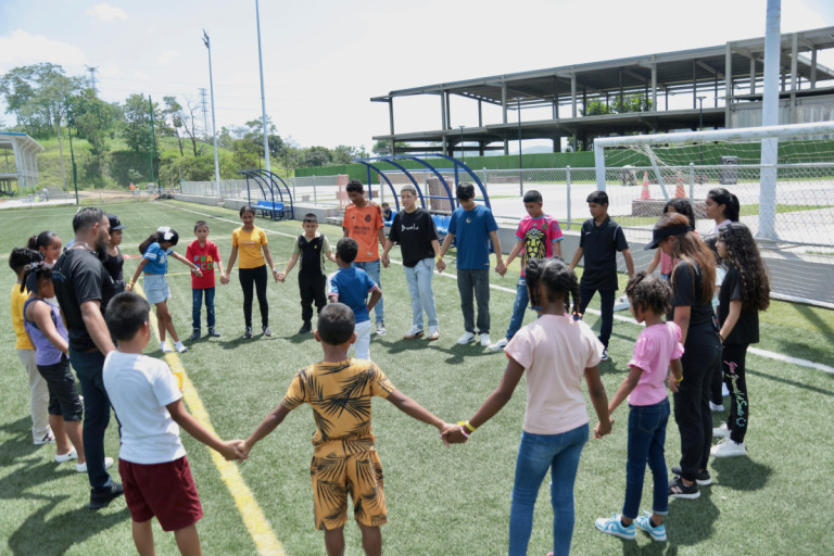 “Elige tu Vida Boot Camp” impacta Panamá Norte con más de 160 jóvenes en una jornada de prevención, disciplina y amor propio