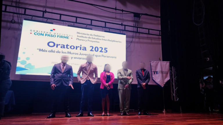 «No debemos permitir que el pasado sea un obstáculo y las dificultades límites», ganador del concurso de oratoria